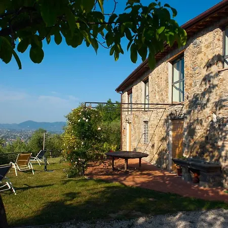 Holiday home Stunning Farmhouse With Breathtaking Views Matraia